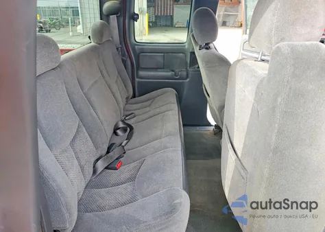 2005 Chevrolet Silverado K2500 Heavy Duty из США, поврежденный, VIN 1GCHK29275E180696